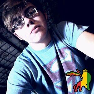 Meet your Posher, Dakota